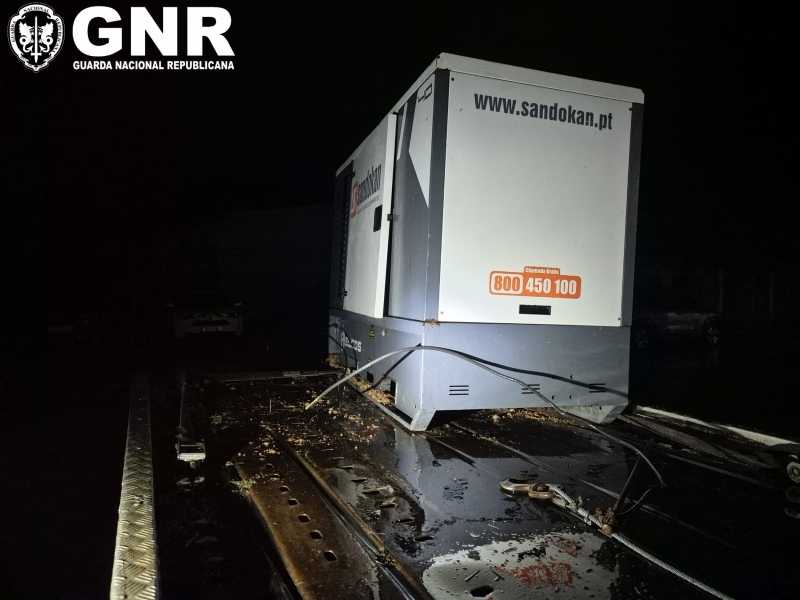 Dois arguidos por furto de gerador