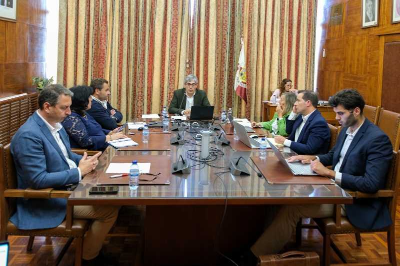 Cartaxo Refor�a Contas Positivas em 2025