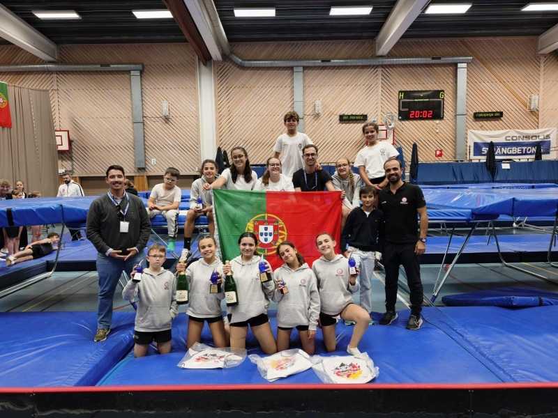 Trampolins do Ateneu Art�stico Cartaxense com seis medalhas n...