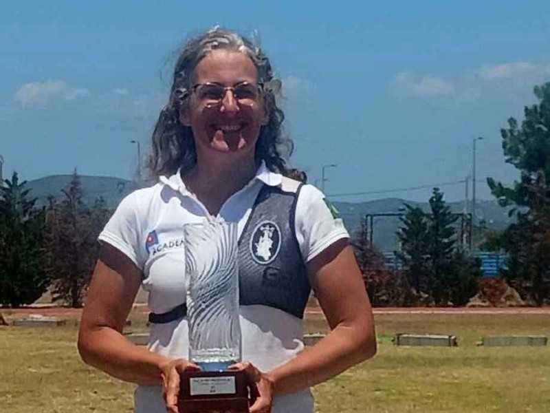 Elisabete Janeiro conquista Ta�a de Portugal de Campo em Tiro...